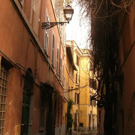 In Trastevere Im Herzen Von By Interhome Apartment Rom