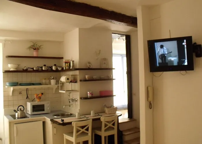 In Trastevere Im Herzen Von By Interhome * Rzym